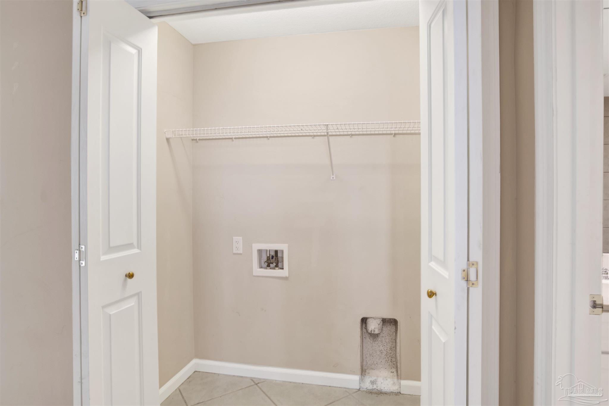 608 Lost Key Drive, Unit 701C Pensacola, FL 32507 - Photo 3 of 32 a view of a small space