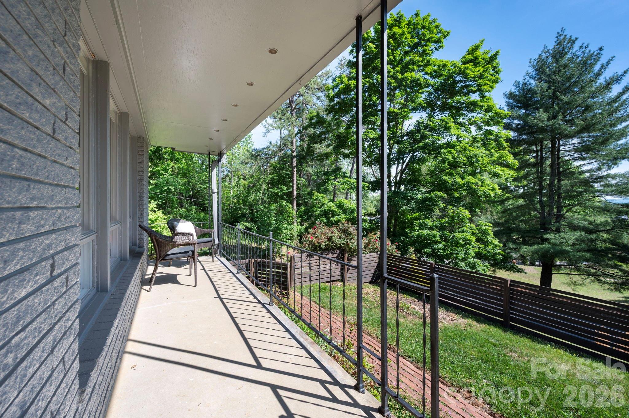 301 Stratford Road Asheville, NC 28804 - Photo 2 of 40 Gallery Image 2