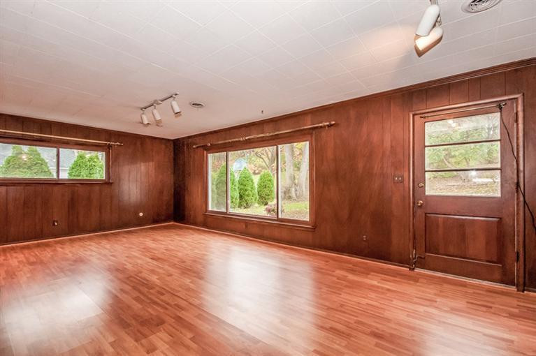 2214 Devonshire Road Ann Arbor, MI 48104 - Photo 19 of 22 Photo 19