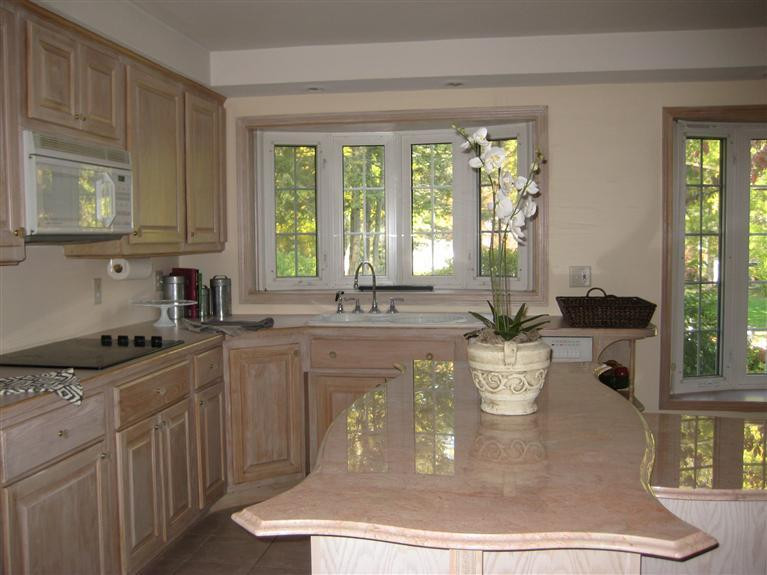 2214 Devonshire Road Ann Arbor, MI 48104 - Photo 5 of 22 Photo 5