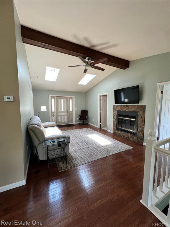 3040 Shewbird Road Wixom, MI 48393 - Photo 17 of 25