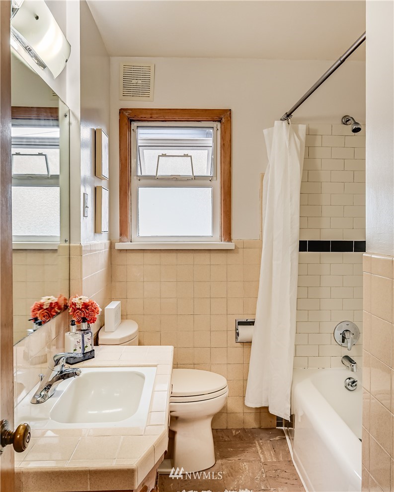 518 North 75th Street Seattle, WA 98103 - Photo 17 of 40 Gallery Image 17