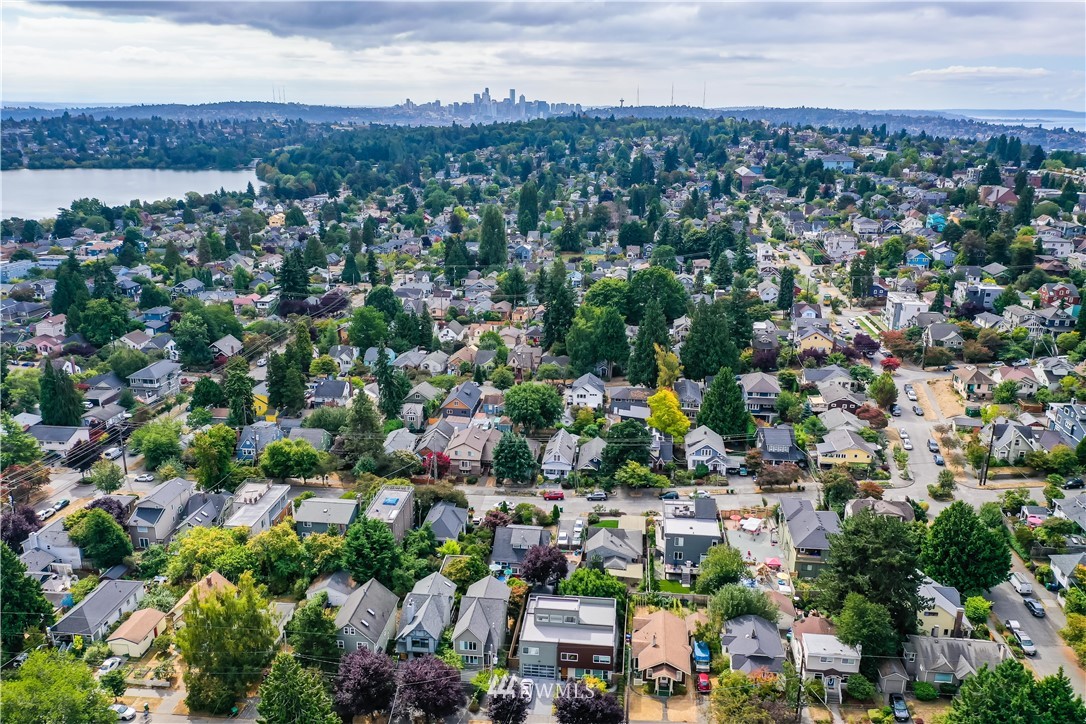 518 North 75th Street Seattle, WA 98103 - Photo 38 of 40 Gallery Image 38