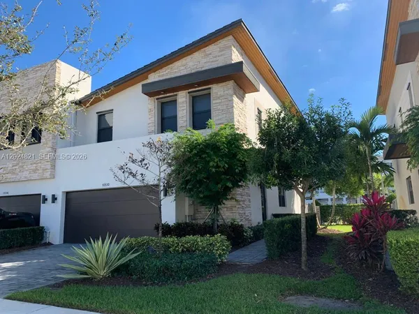 $4,800 | 10510 Northwest 78th Terrace, Unit 10510, Doral, FL 33178