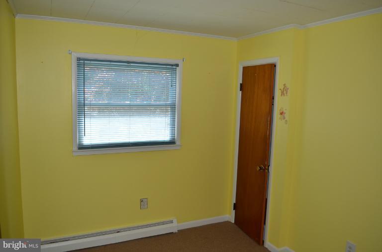 15408 Michigan Rd. Woodbridge, VA 22191 - Photo 3 of 29 Bedroom