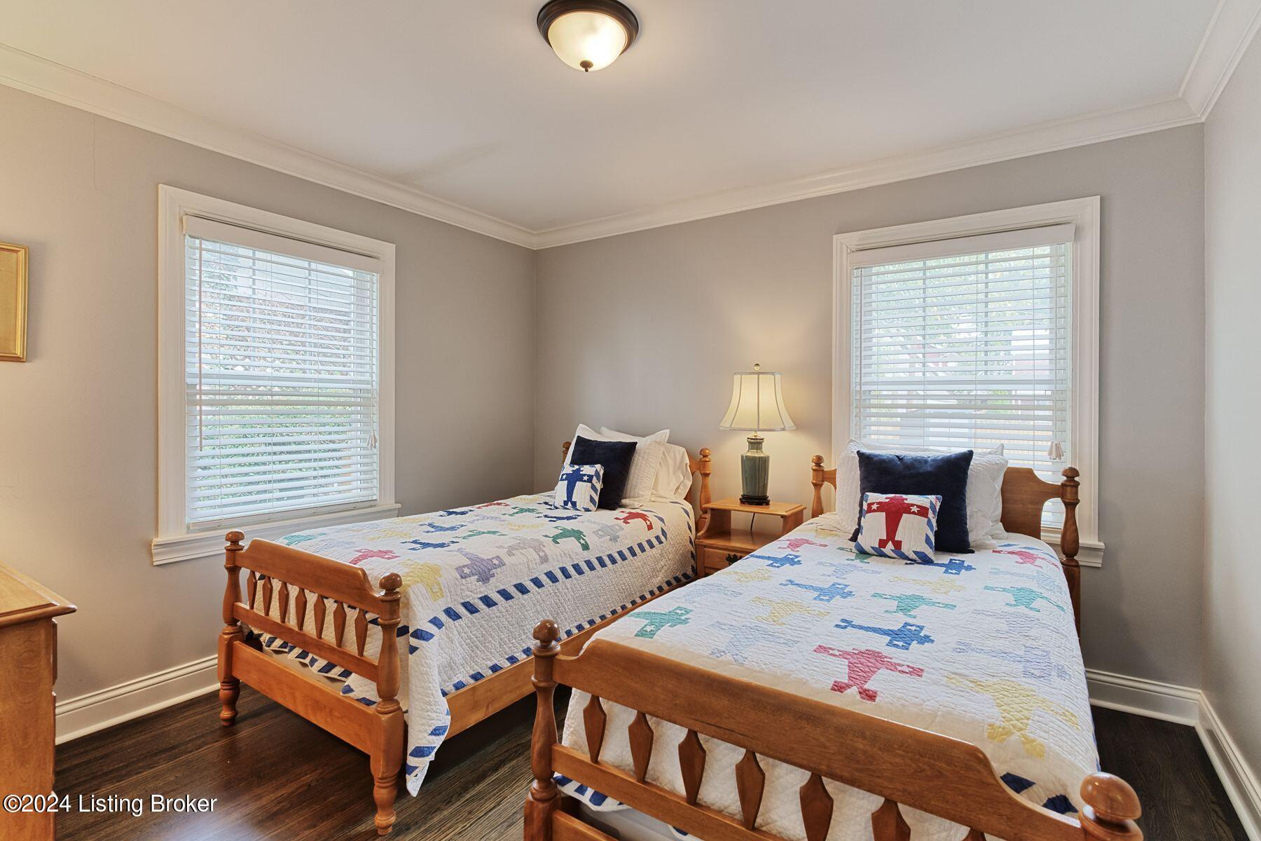 411 Iola Road Louisville, KY 40207 - Photo 16 of 40 photo_online_016