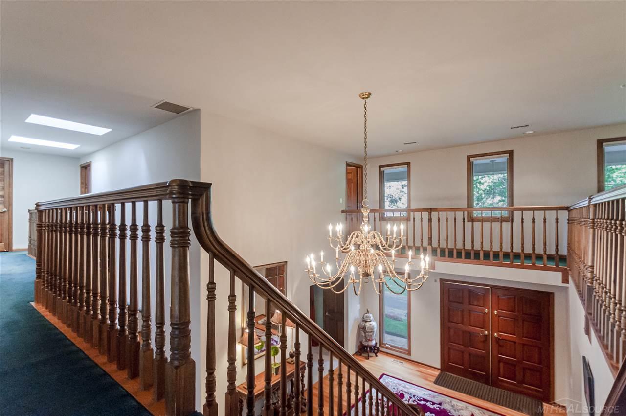 987 Lake Shore Road Grosse Pointe, MI 48236 - Photo 27 of 54 50018284-26.JPG