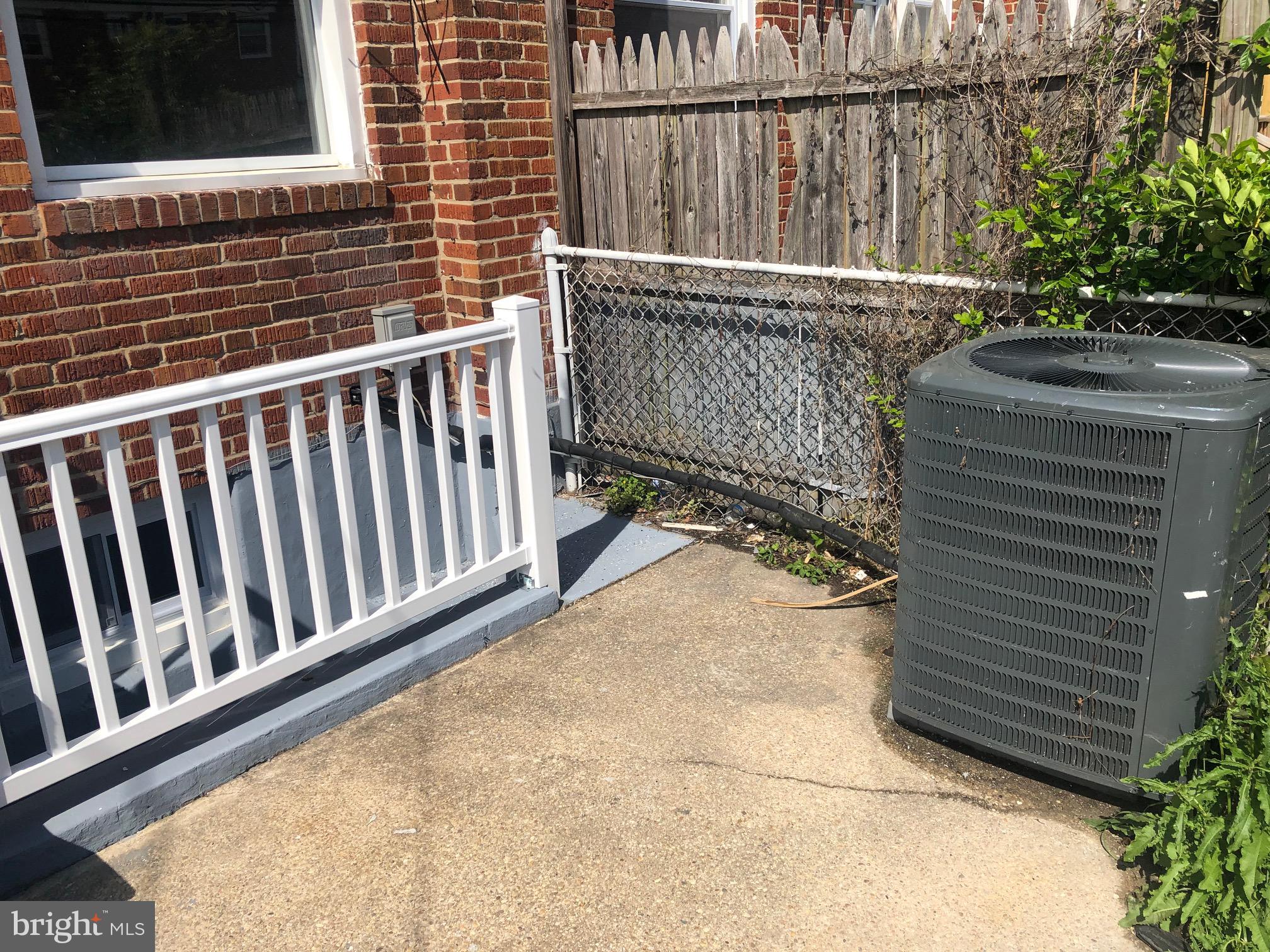833 Arncliffe Road Baltimore, MD 21221 - Photo 15 of 16