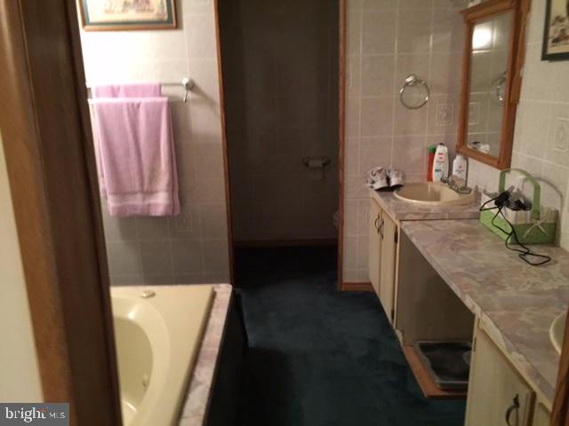 102 Sun Valley Road Elizabethtown, PA 17022 - Photo 7 of 16 Gallery Image 7
