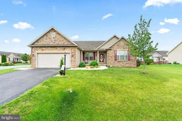 $410,000 | 122 Balmoral Lane, Martinsburg, WV 25404