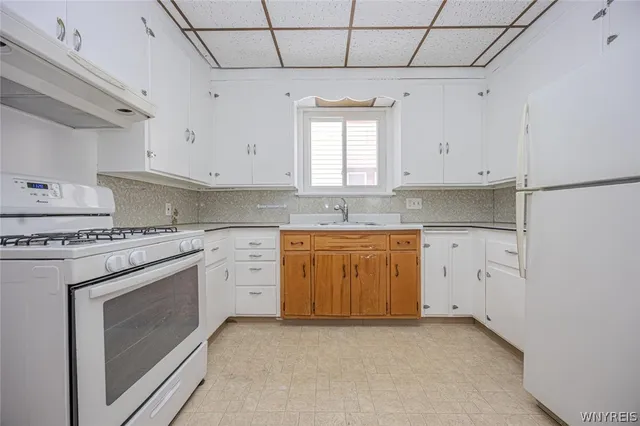 $1,500 | 20 Tacoma Avenue, Buffalo, NY 14216