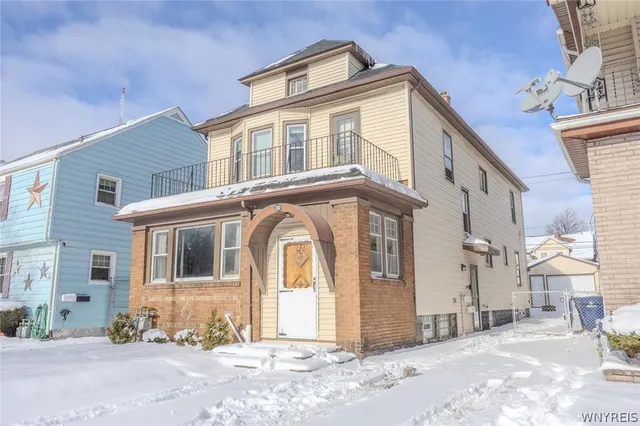 $1,350 | 20 Tacoma Avenue, Buffalo, NY 14216