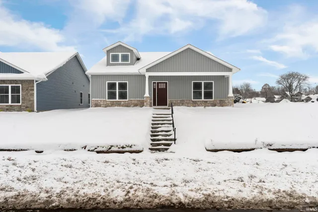 $314,900 | 1053 East Wabash Street, Frankfort, IN 46041