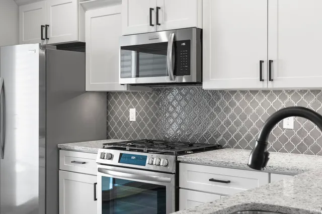 $314,900 | 1053 East Wabash Street, Frankfort, IN 46041