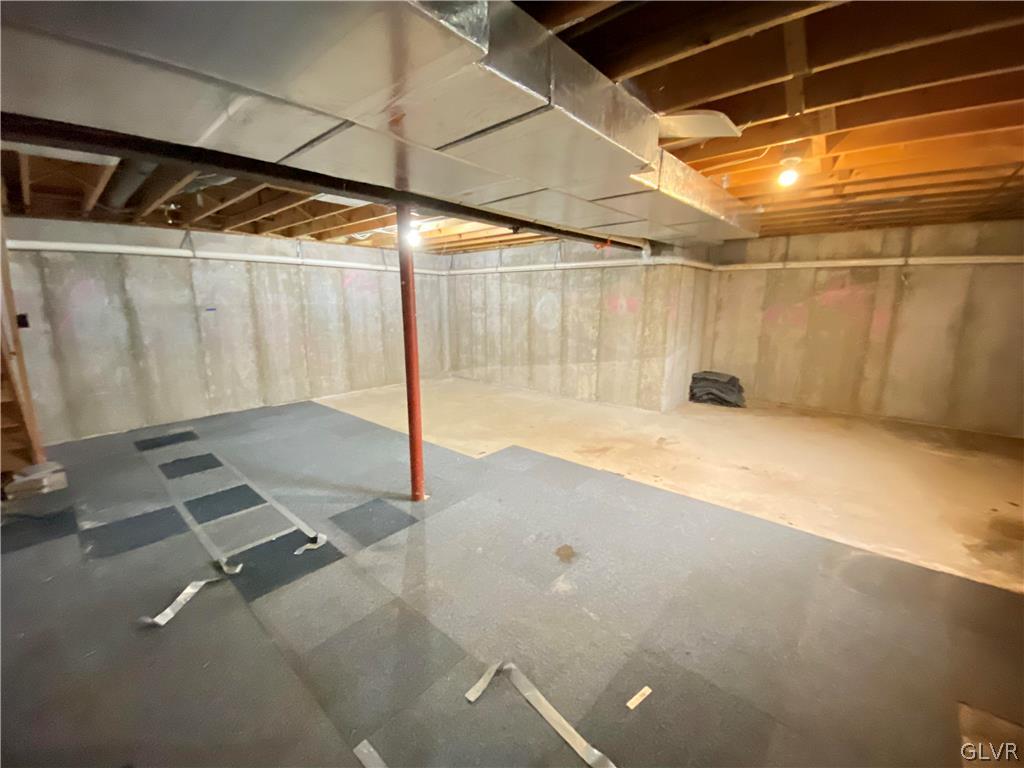 4755 McDermott Road Bangor, PA 18013 - Photo 32 of 37 a view of a room with wooden floor