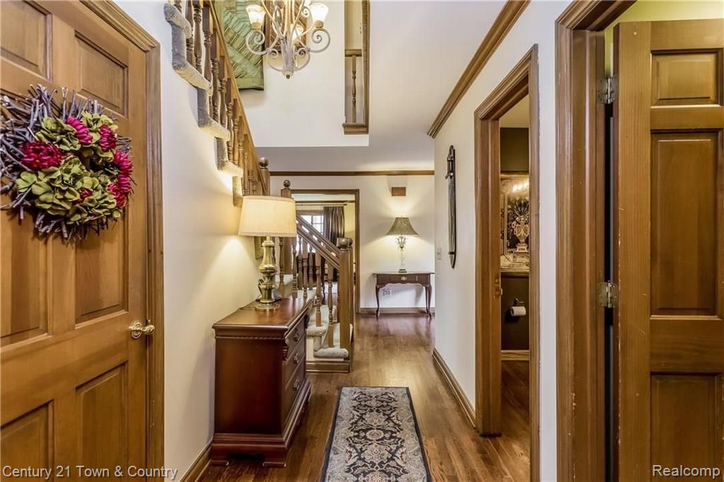 545 Sunlight Drive Rochester Hills, MI 48309 - Photo 28 of 68