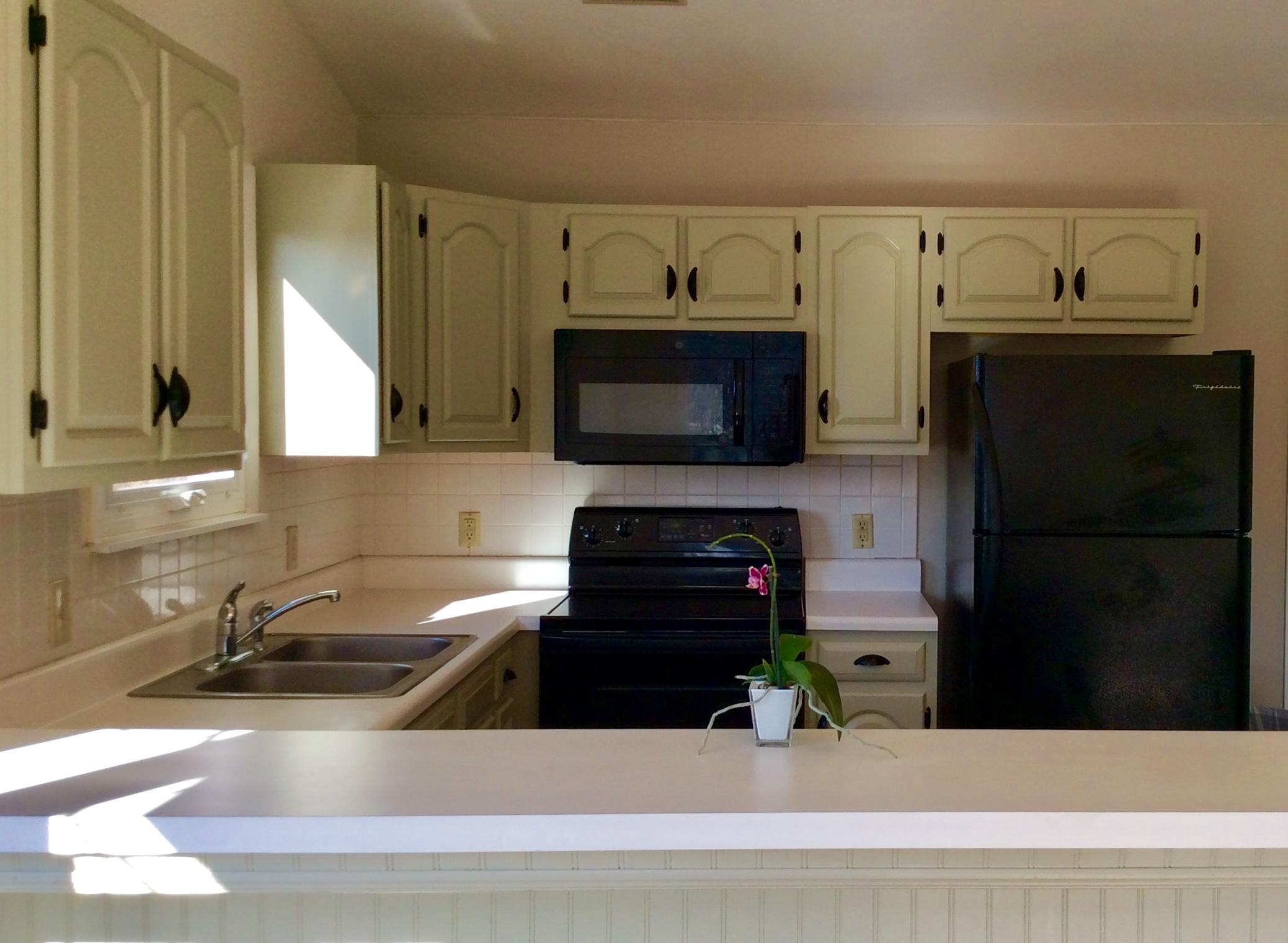 8373 Robin Lynn Road Roanoke, VA 24019 - Photo 3 of 15 853F2627-E4D7-4665-AD44-10FA39A252C5