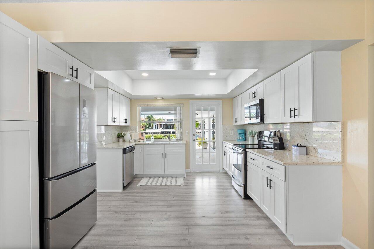 2767 Spanish River Road Boca Raton, FL 33432 - Photo 21 of 45 007-2767SpanishRiverRoad-BocaRaton-FL-33