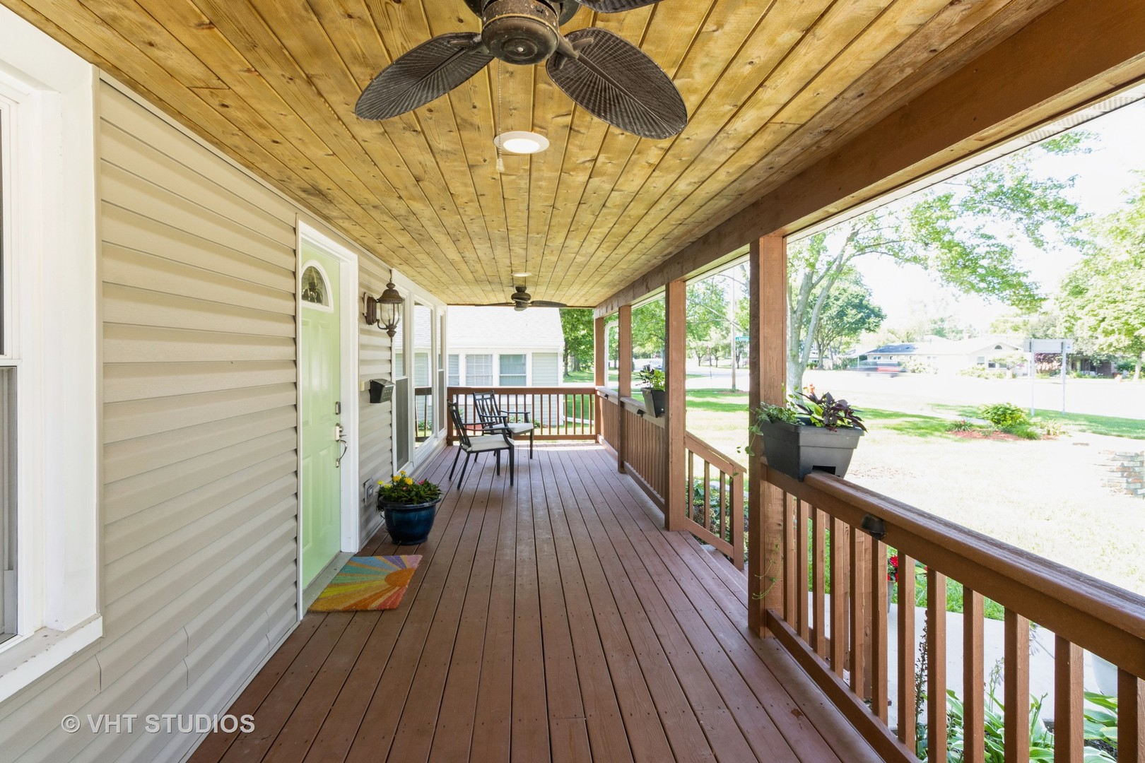 49 South Quentin Road Palatine, IL 60067 - Photo 23 of 25 a view of a porch with wooden floor