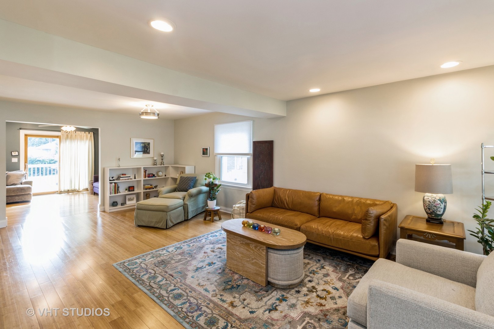 49 South Quentin Road Palatine, IL 60067 - Photo 4 of 25 a living room with furniture and wooden floor