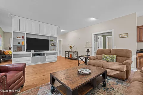 $575,000 | 167 Hunter Trail, Southern Pines, NC 28387