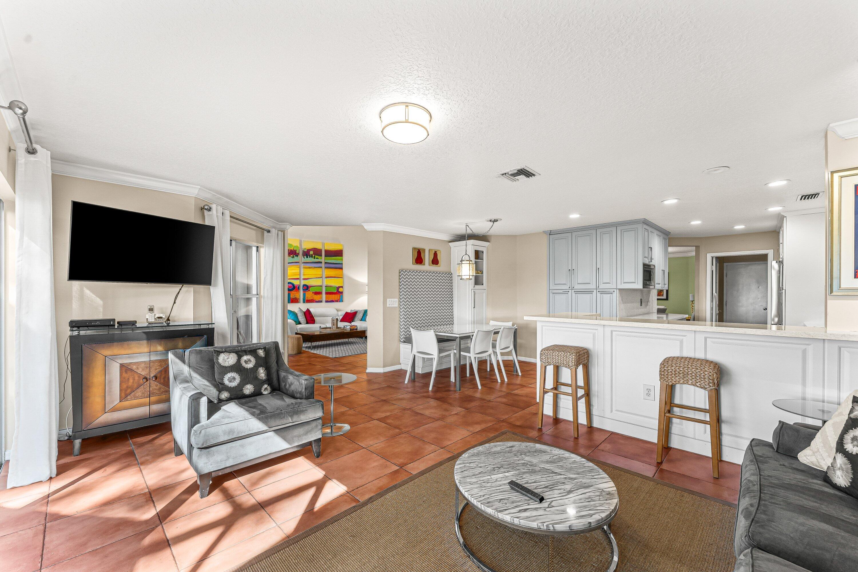 5218 Windsor Parke Drive Boca Raton, FL 33496 - Photo 11 of 39 012-5218WindsorParkeDrive-BocaRaton-FL-3