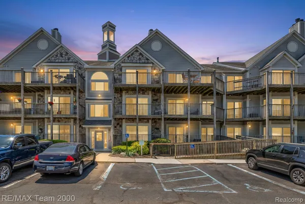 $240,000 | 37522 Jefferson Avenue, Unit 102, Harrison Township, MI 48045