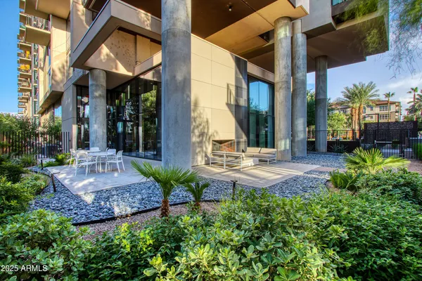 $825,000 | 200 West Portland Street, Unit 1024, Phoenix, AZ 85003