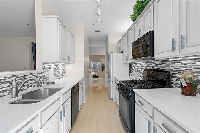 $450,000 | 804 Kingsberry Circle, Pittsburgh, PA 15234