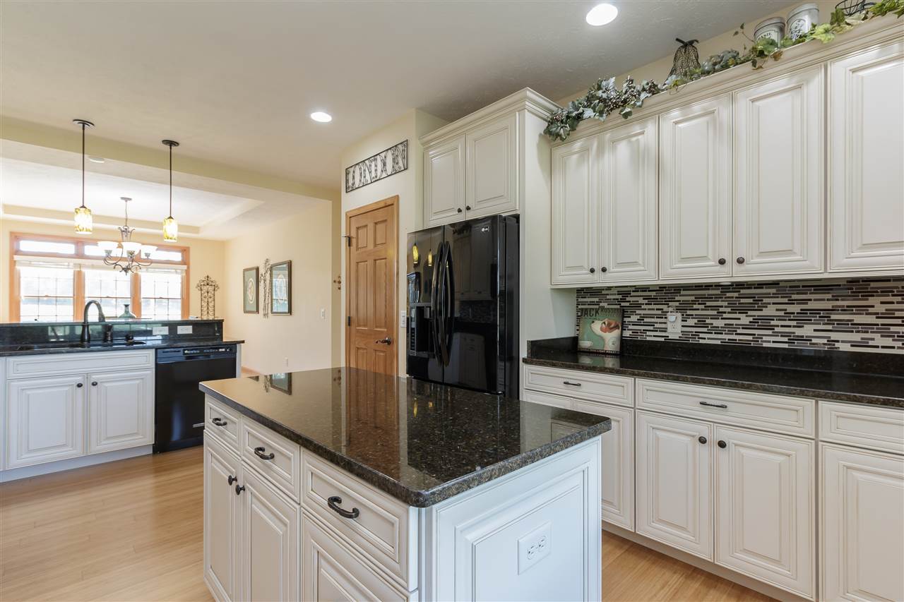 59400 Hickory Road Mishawaka, IN 46544 - Photo 12 of 34 Gallery Image 12