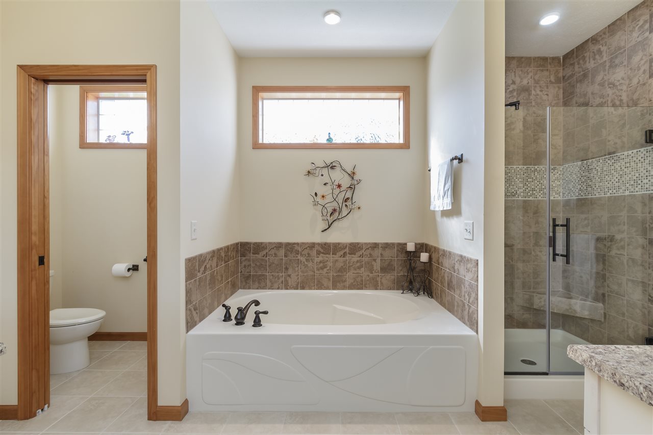 59400 Hickory Road Mishawaka, IN 46544 - Photo 19 of 34 Gallery Image 19