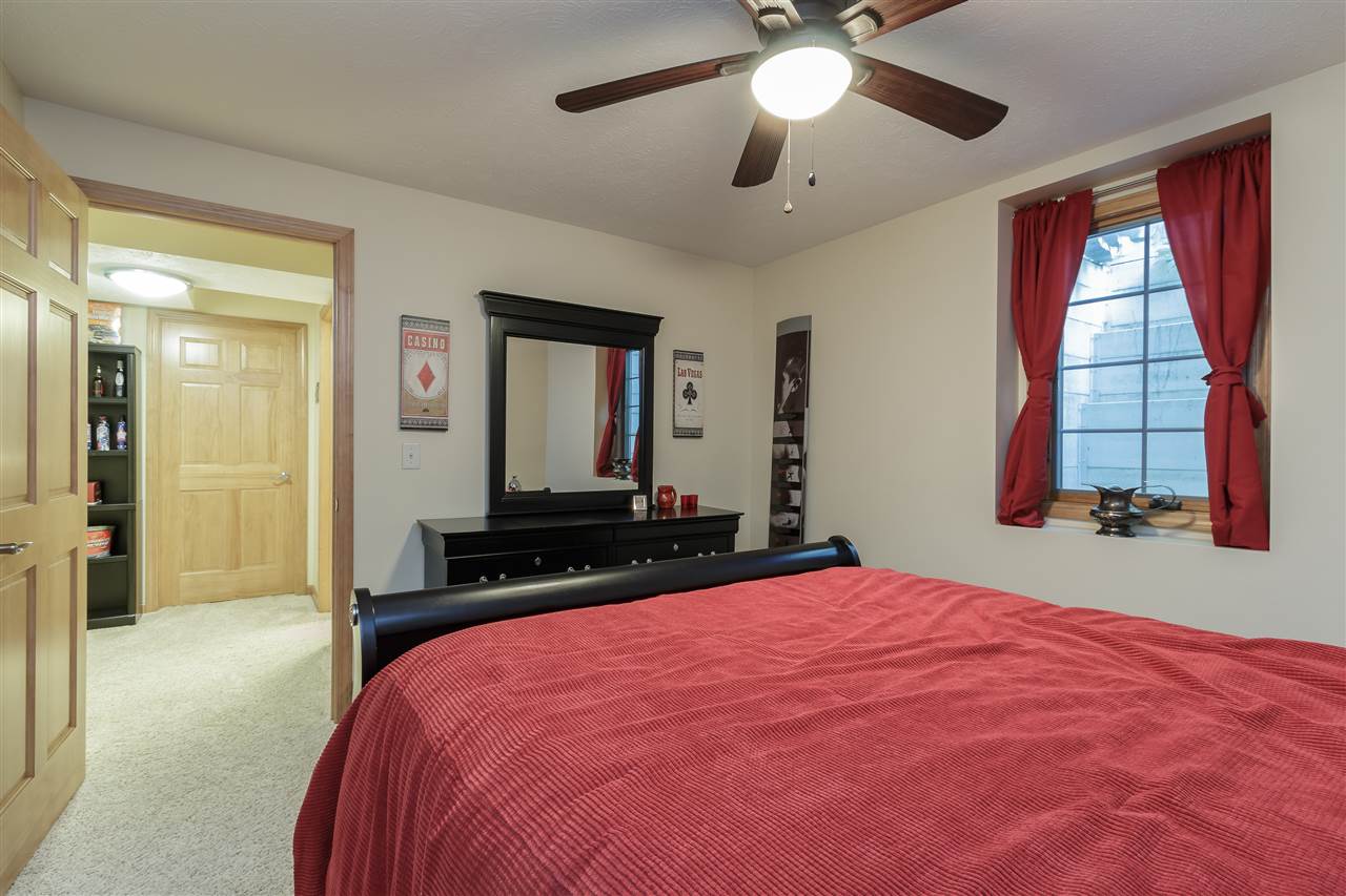59400 Hickory Road Mishawaka, IN 46544 - Photo 25 of 34 Gallery Image 25