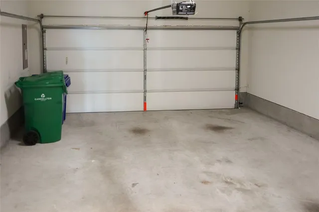 $2,900 | 2401 Cort Drive, Unit E, Carrollton, TX 75010