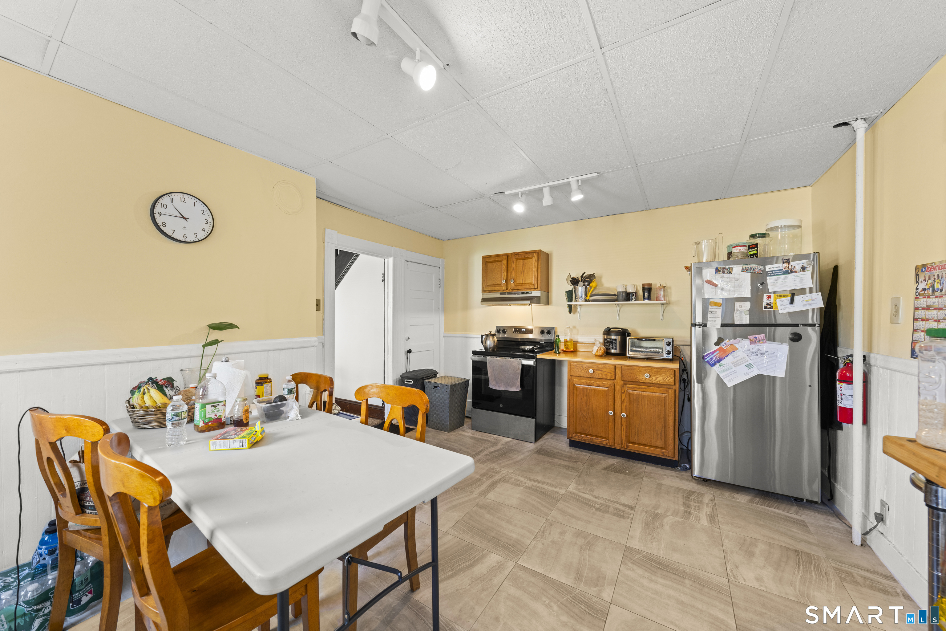 52 Russell Street Manchester, CT 06040 - Photo 21 of 37 Gallery Image 21