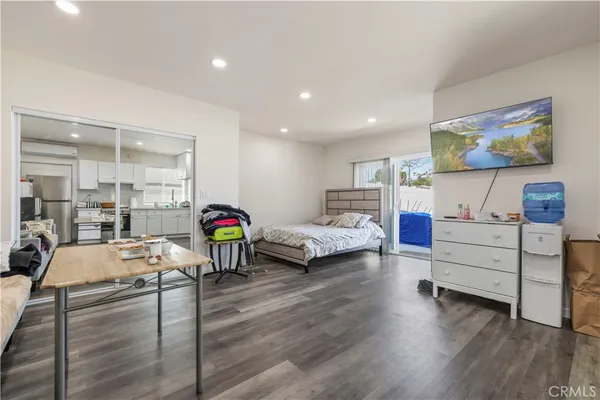 $1,149,000 | 8353 Chimineas Avenue, Northridge, CA 91325