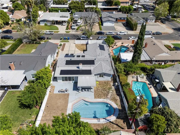 $1,149,000 | 8353 Chimineas Avenue, Northridge, CA 91325