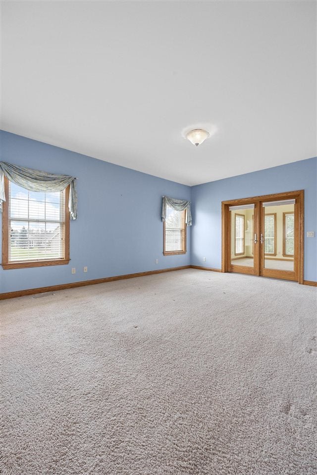 2230 Newcastle Road Marion, IA 52302 - Photo 23 of 41 Gallery Image 23