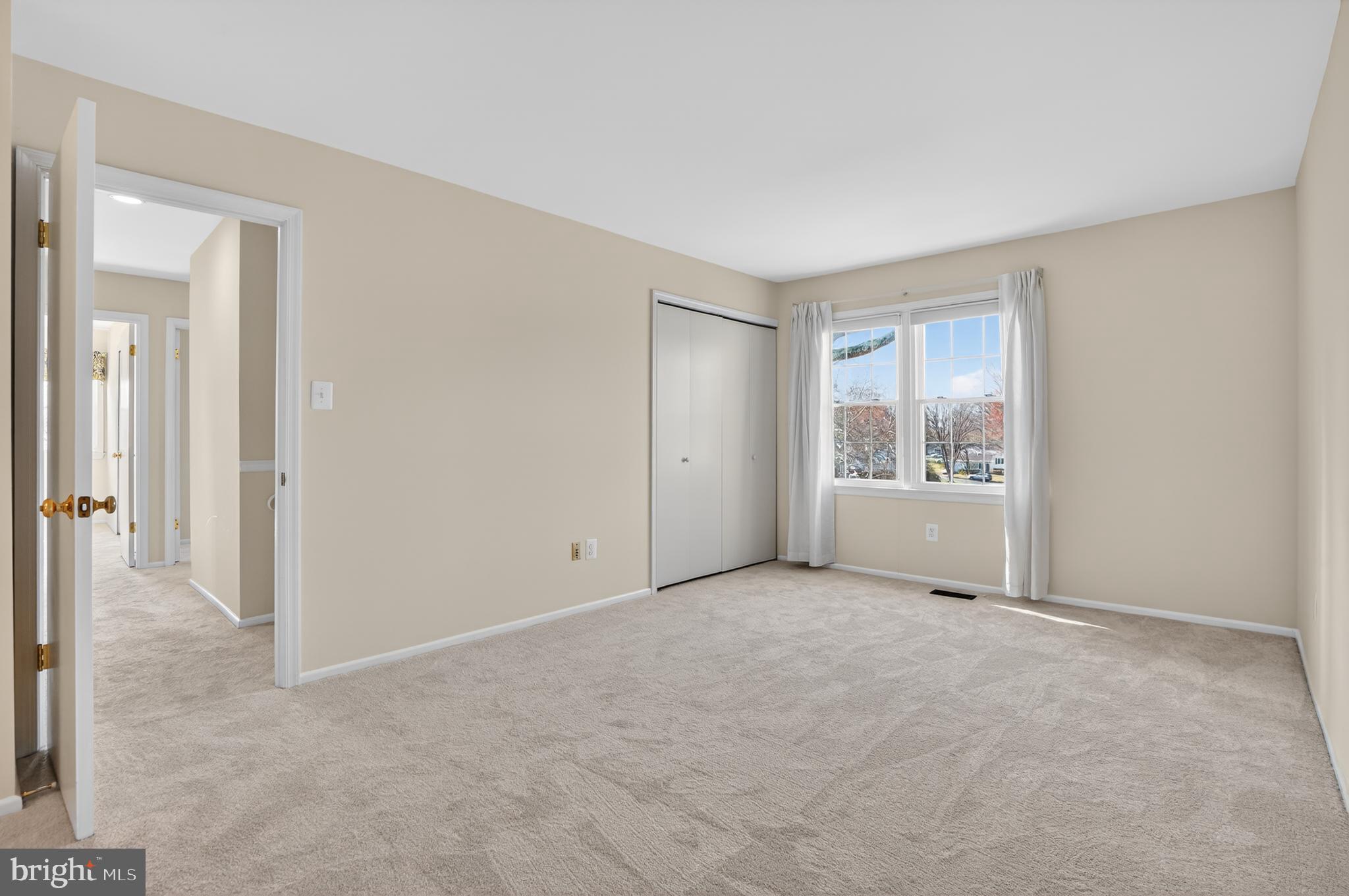 5401 Kinnerly Court Burke, VA 22015 - Photo 11 of 30 Primary Bedroom