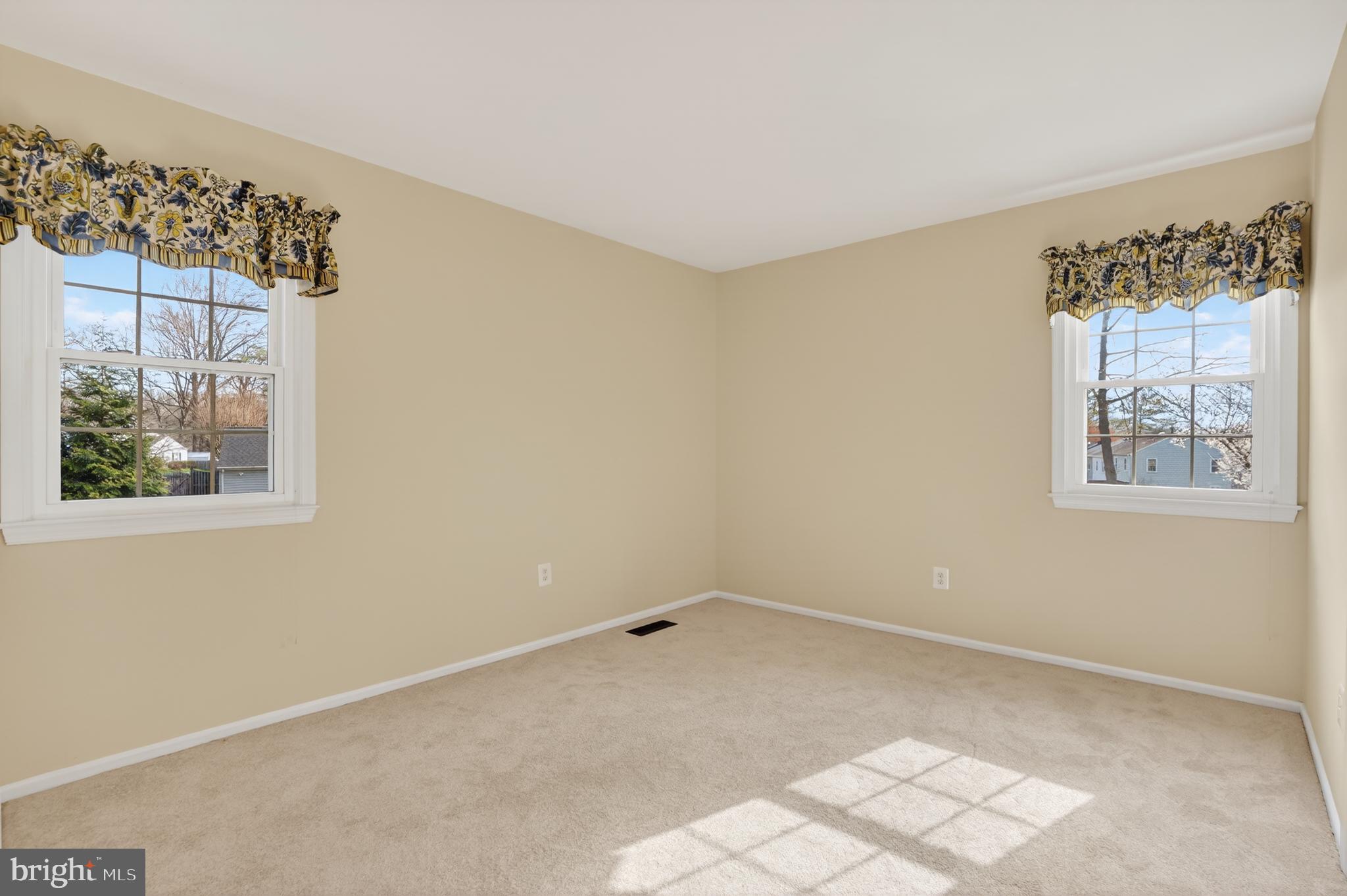 5401 Kinnerly Court Burke, VA 22015 - Photo 18 of 30 Bedroom #4