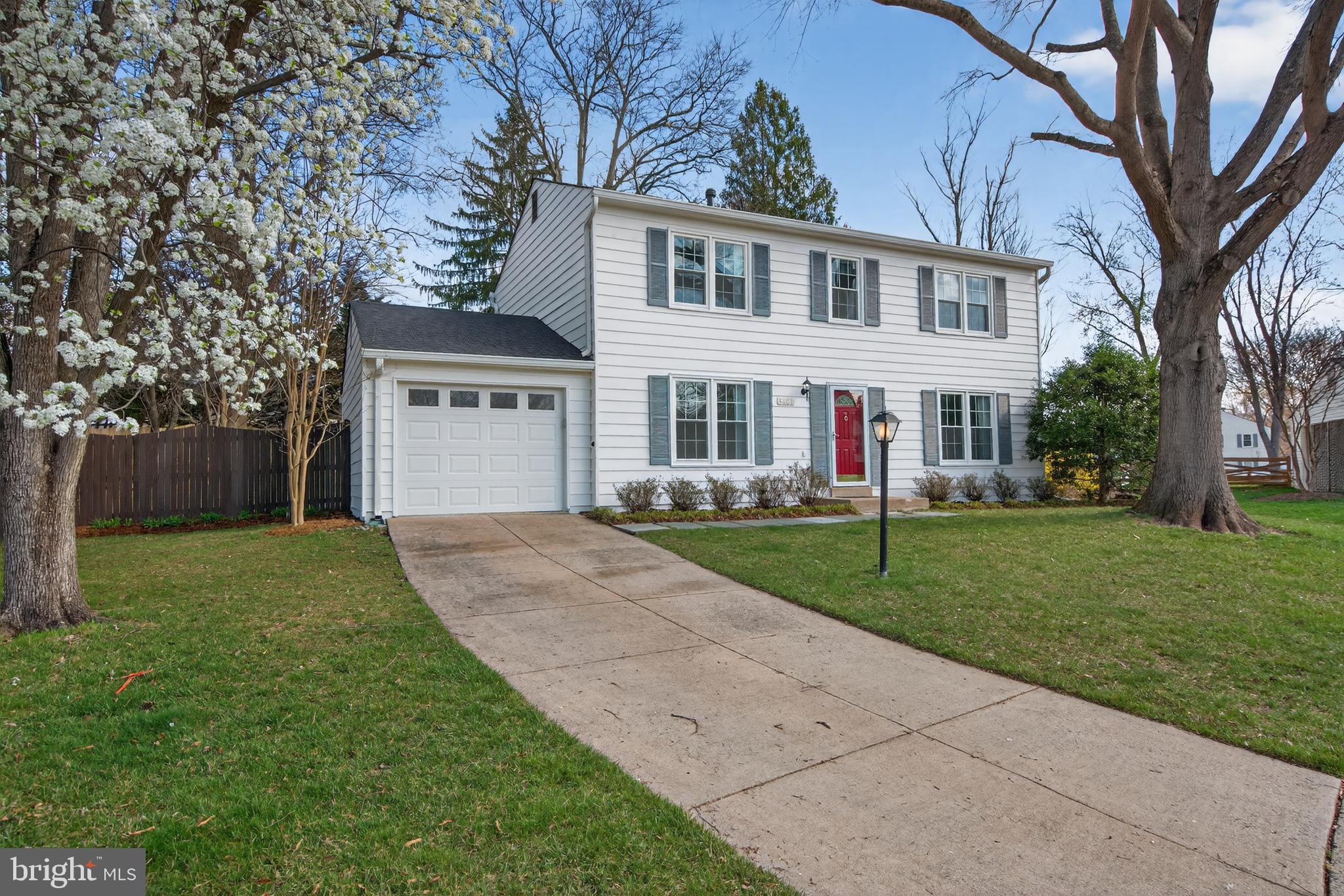 5401 Kinnerly Court Burke, VA 22015 - Photo 2 of 30