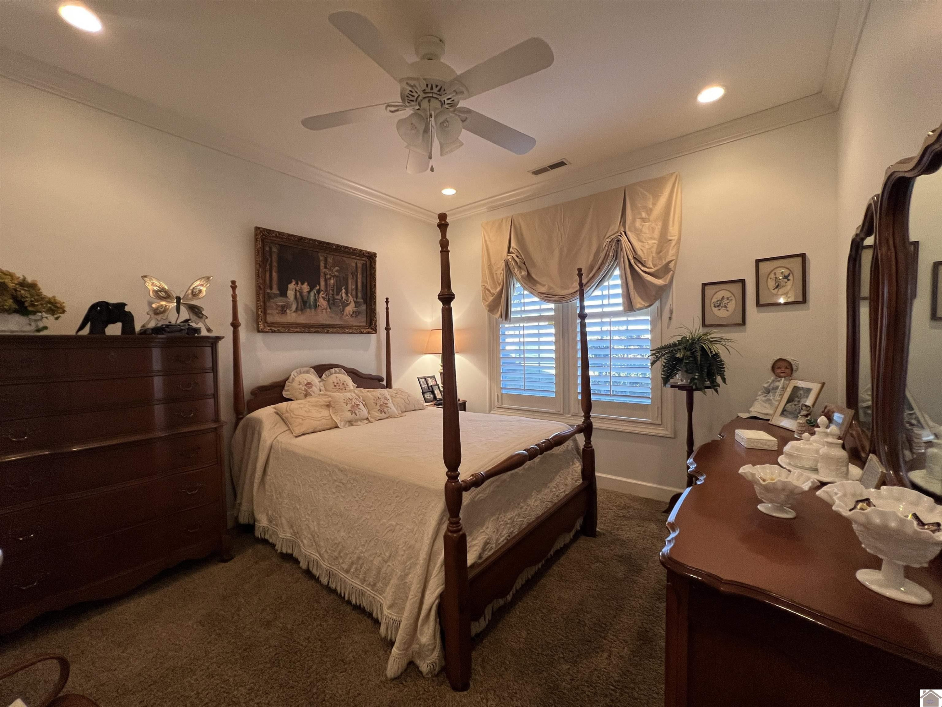 1880 Elmdale Road Paducah, KY 42003 - Photo 13 of 17 Bedroom 2