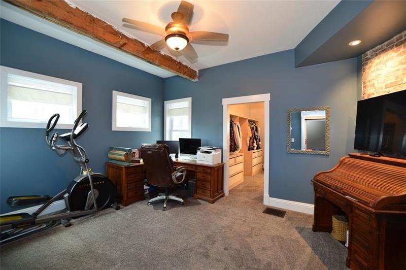 111 Main Street Hickory, PA 15340 - Photo 14 of 24 Gallery Image 14