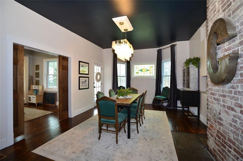 111 Main Street Hickory, PA 15340 - Photo 5 of 24 Gallery Image 5