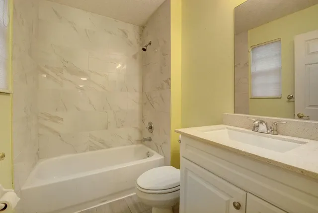 $4,250 | 1282 Pebble Ridge Lane, West Palm Beach, FL 33411