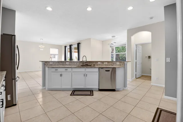 $4,250 | 1282 Pebble Ridge Lane, West Palm Beach, FL 33411