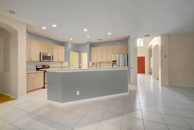 $4,250 | 1282 Pebble Ridge Lane, West Palm Beach, FL 33411