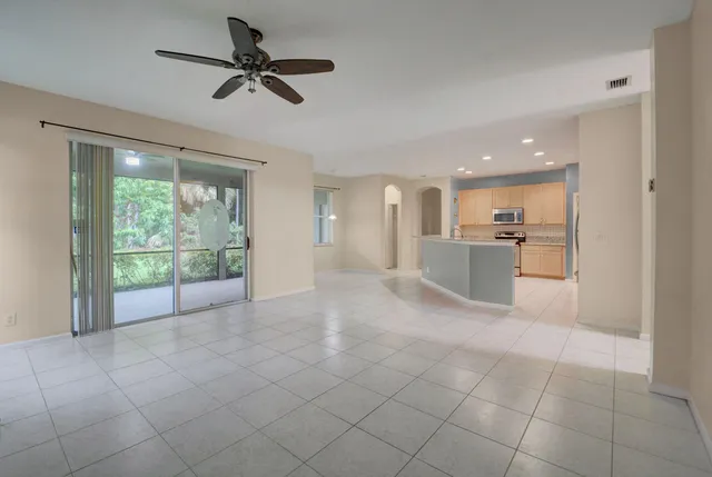 $4,250 | 1282 Pebble Ridge Lane, West Palm Beach, FL 33411