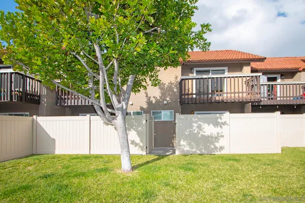 $610,000 | 31948 Del Cielo Estate, Unit 7, Bonsall, CA 92003