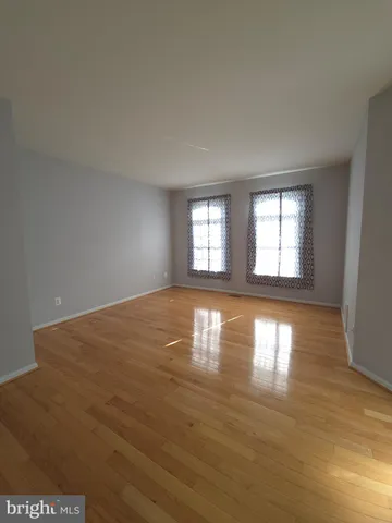 $3,400 | 20387 Fallsway Terrace, Sterling, VA 20165