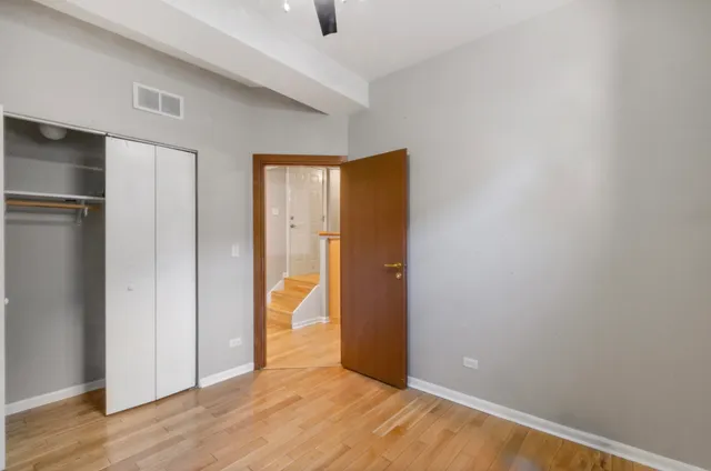 $205,100 | 3908 West Ainslie Street, Unit G, Chicago, IL 60625